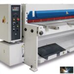 Motoros fémlemez olló  MTBS 2100-40 T NC vezérlésű hátrögzítővel, első és hátsó kilökéssel és kézi résbeállítással - Image 4