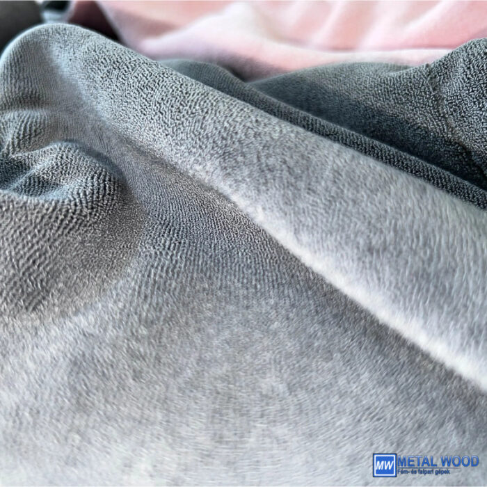 ChemicalWorkz Szárítókendő Szürke/Rózsaszín 900GSM 70×50 Triple Loop Towel - Image 2