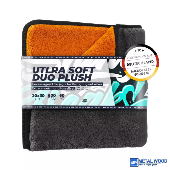 4251651844512 Shiny Freaks Ultra Soft Duo Plush 600GSM 30x30cm Mikroszáls Kendő - Image 1