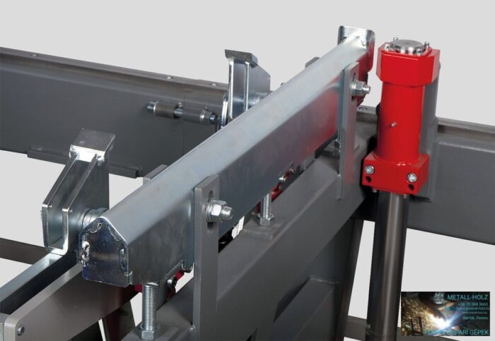 PILOUS CTR1000 FORESTOR - vízszintes rönkhasító faipari szalagfűrészgép. - Image 6