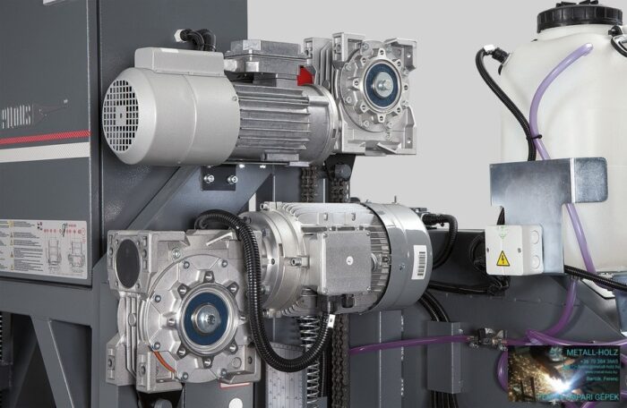 PILOUS CTR1300 FORESTOR - vízszintes rönkhasító faipari szalagfűrészgép. - Image 4