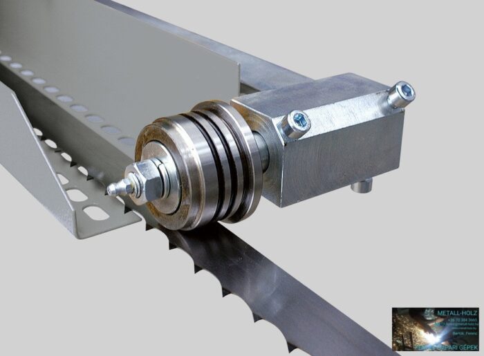 PILOUS CTR800 FORESTOR - vízszintes rönkhasító faipari szalagfűrészgép. - Image 4