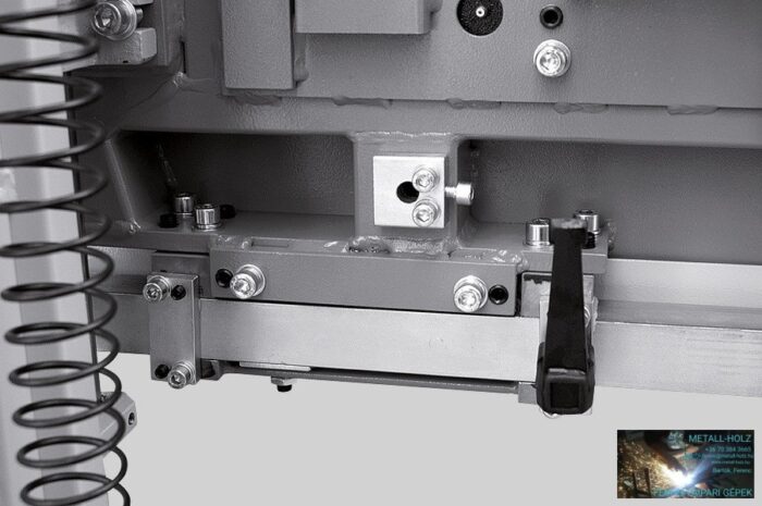 PILOUS CTR800 FORESTOR - vízszintes rönkhasító faipari szalagfűrészgép. - Image 6