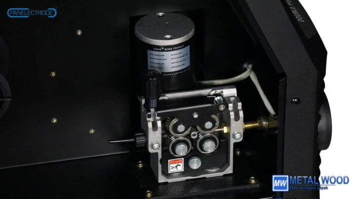 PANELECTRODE ZEUS 300 DOUBLE PULSE INVERTERES HEGESZTŐGÉP + BINZEL ABIMIG MB24KD 4 M HEGESZTŐPISZTOLY - Image 9